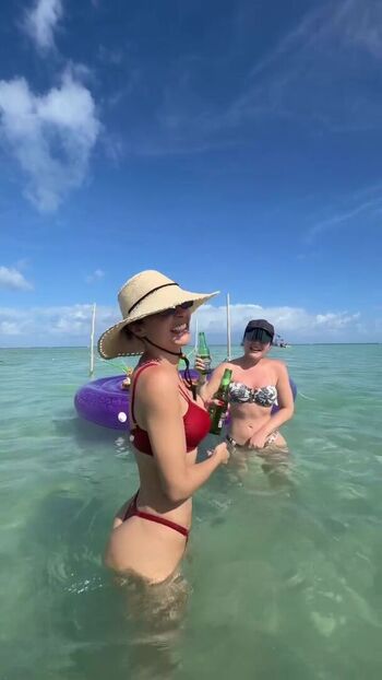 Full leaked Maraisa page private onlyfans photo