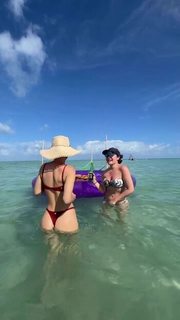 Full leaked Maraisa page private onlyfans photo