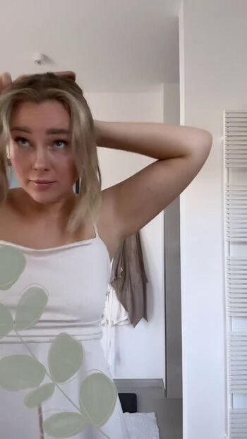 Full leaked Maren wolf private photo