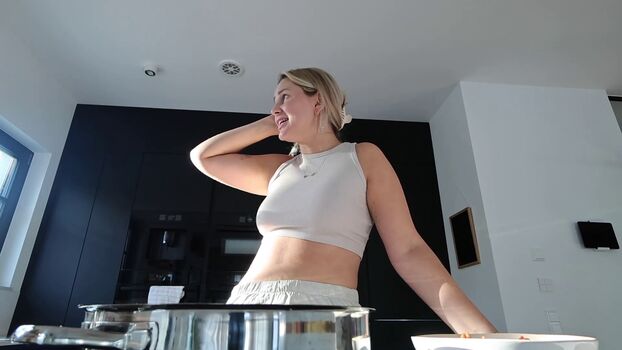 Full leaked Maren wolf private photo