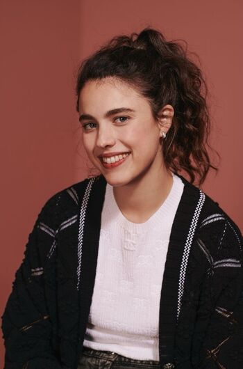 Full leaked Margaret qualley private photo