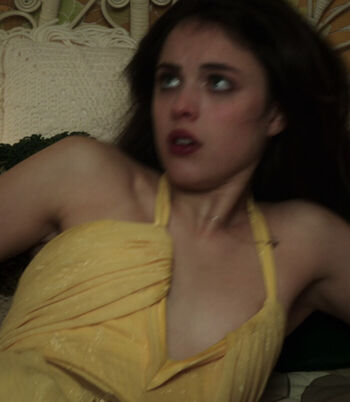 Full leaked Margaret qualley private photo