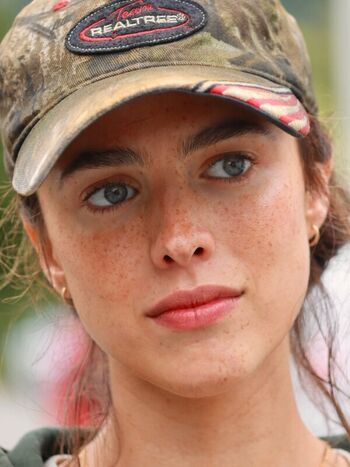 Full leaked Margaret qualley page private photo