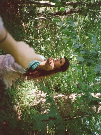 Full leaked Margaret qualley private photo