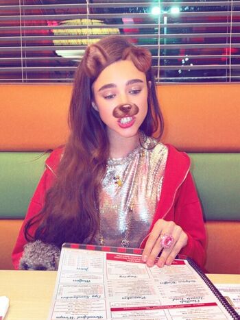 Full leaked Margaret qualley private photo