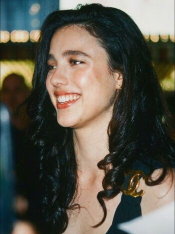 Full leaked Margaret qualley private photo