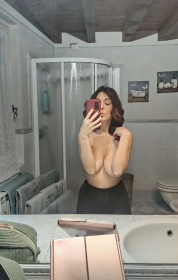 Full leaked Mari anne page private photo