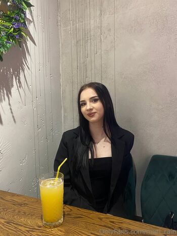 Full leaked Mari moon private onlyfans photo