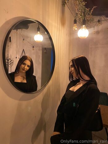 Full leaked Mari moon private onlyfans photo