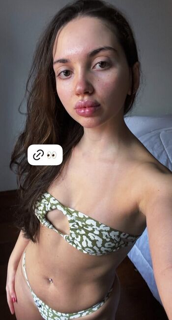 Full leaked Mariagemeaoficial page private photo