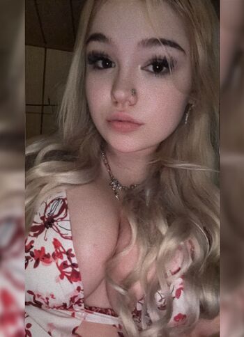 Full leaked Mariahhxlynn private photo