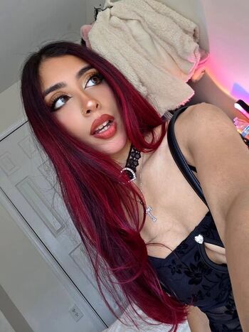 Full leaked Mariam meow private photo