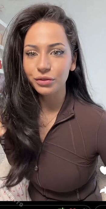 Full leaked Mariamalkk private photo