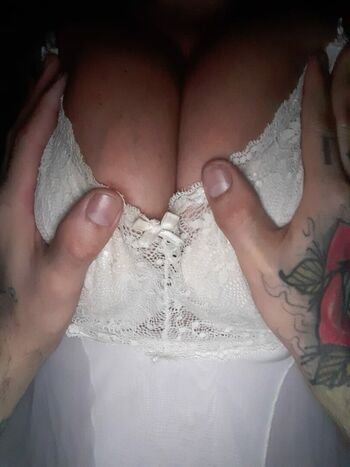 Full leaked Mariana private photo