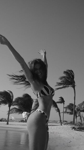 Full leaked Mariana goldfarb private photo
