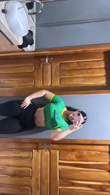 Full leaked Marianathielen private photo
