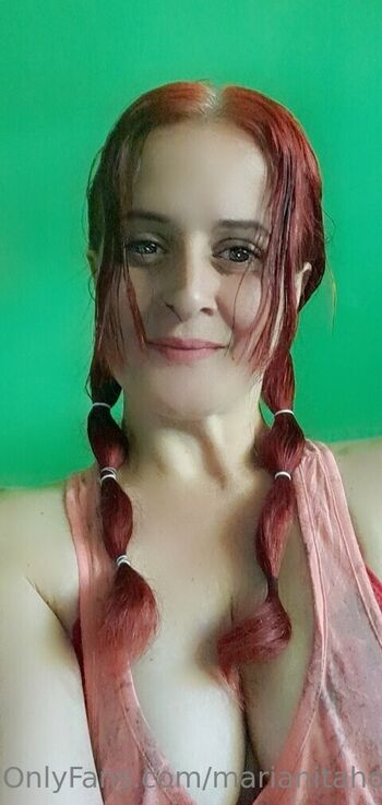 Full leaked Marianitahot private photo