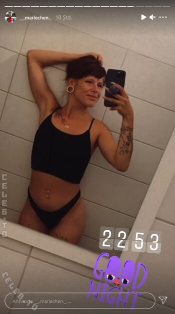 Full leaked Mariarouge page private photo