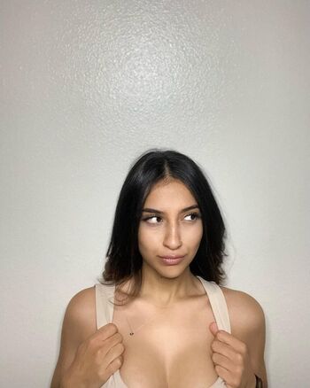 Full leaked Mariazakhary private photo