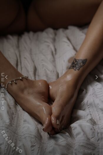 Full leaked Marie french feetgirl private onlyfans photo