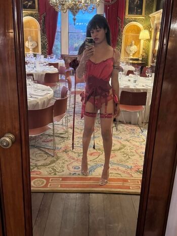 Full leaked Marie sauvage private photo