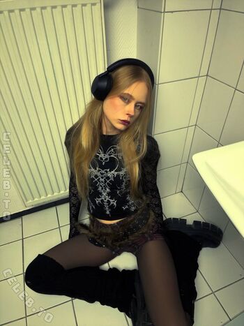 Full leaked Marieejoan private photo