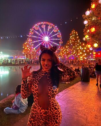 Full leaked Mariela limo private photo