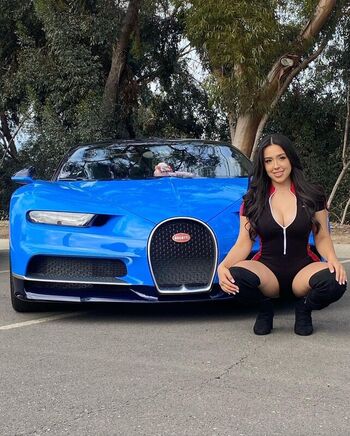Full leaked Mariela limo private photo