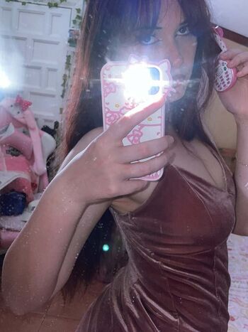 Full leaked Mariettamoon private onlyfans photo