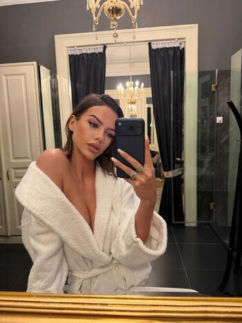 Full leaked Marigona gona private onlyfans photo