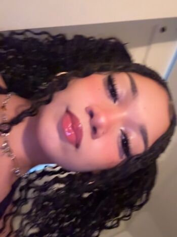 Full leaked Mariiiisel private onlyfans photo