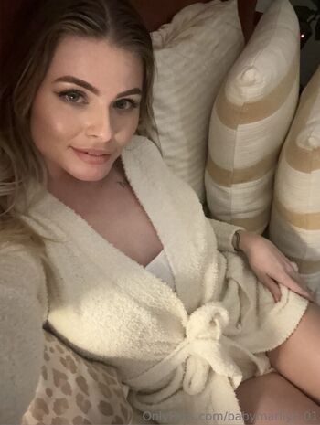 Full leaked Marilyn private photo