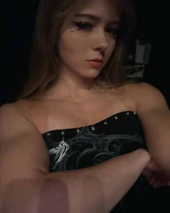 Full leaked Marilynamberr private photo