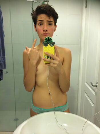 Full leaked Maripaez private onlyfans photo