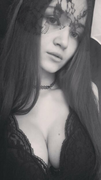 marishka_lavi