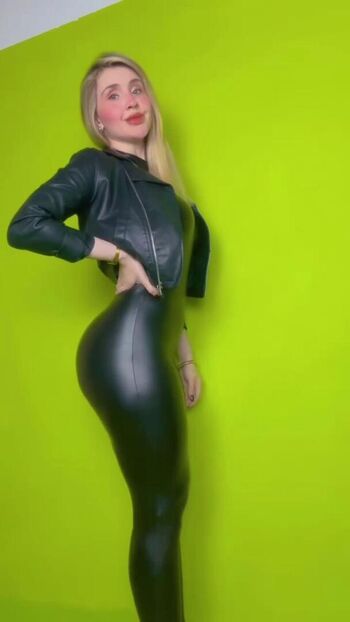 Full leaked Marisol dovala la chica del clima page private onlyfans photo