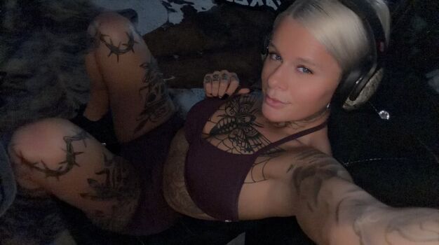Full leaked Marissanight private photo