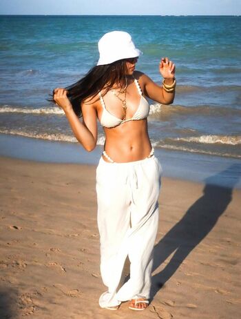 Full leaked Marivsouzaaa private onlyfans photo