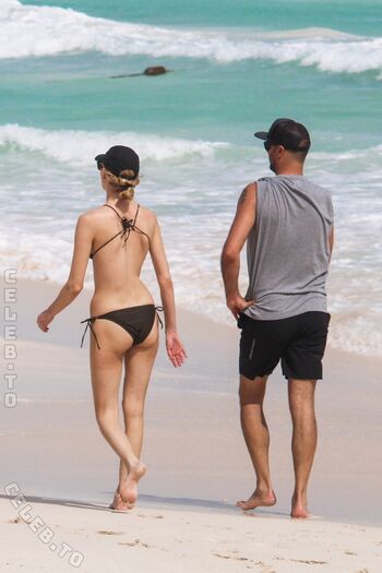 Full leaked Martha hunt page private onlyfans photo