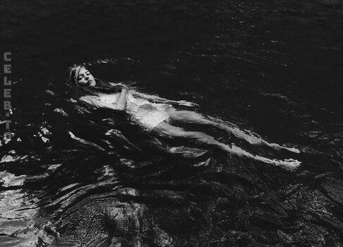 Full leaked Martha hunt page private onlyfans photo