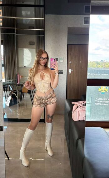 Full leaked Marti private photo