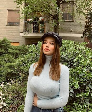 Full leaked Martibesana page private photo