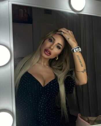 Full leaked Martina bandi page private photo