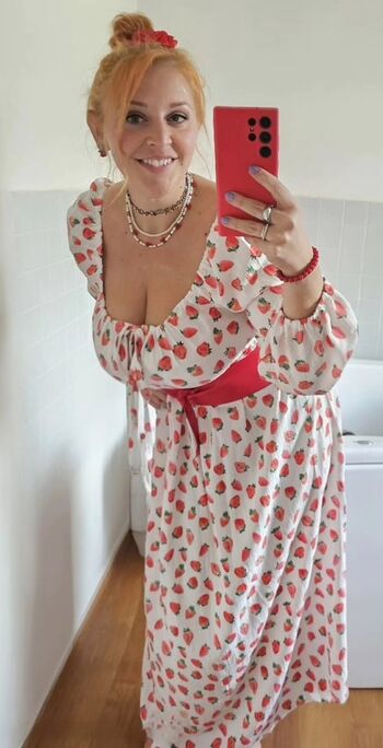 Full leaked Martinalare martina bruni page private photo