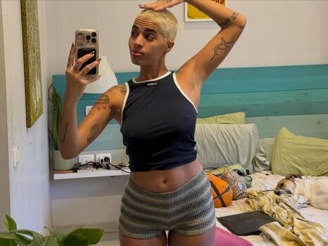 Full leaked Marwaelraddadd private onlyfans photo