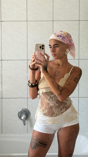 Full leaked Marwaelraddadd private onlyfans photo