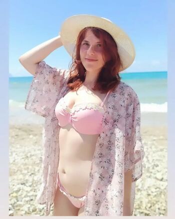 mary_mayfair_