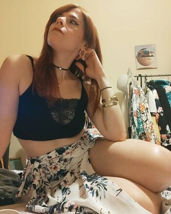 mary_mayfair_
