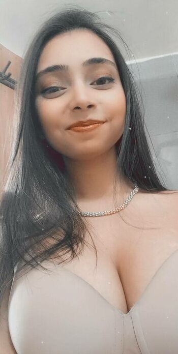 Full leaked Maryam ahmed page private photo