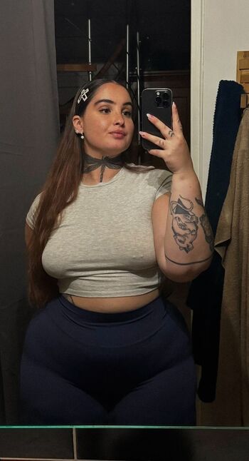 Full leaked Maryismyra private photo
